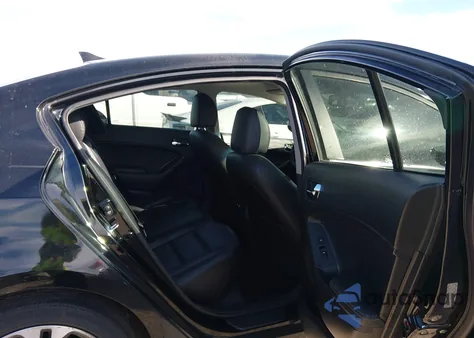 2016 Kia Forte Ex z USA, uszkodzony, nr VIN KNAFZ4A80G5578637